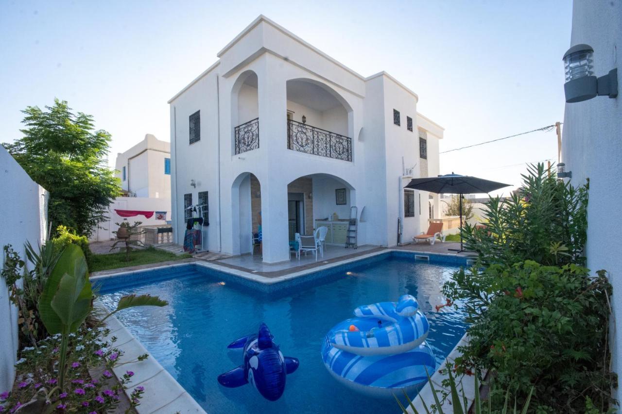 Villa Meublee Avec Piscine Et Abri De Voiture Erriadh Exteriör bild