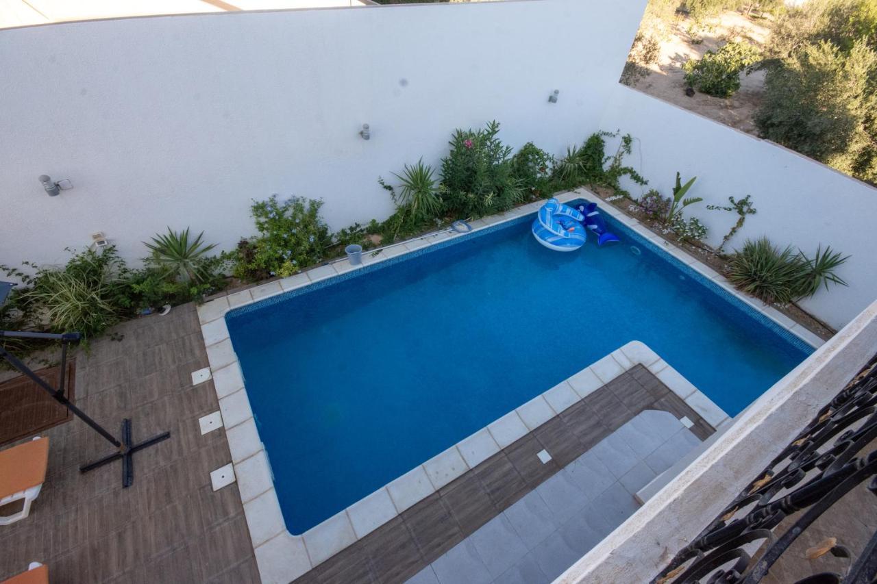 Villa Meublee Avec Piscine Et Abri De Voiture Erriadh Exteriör bild