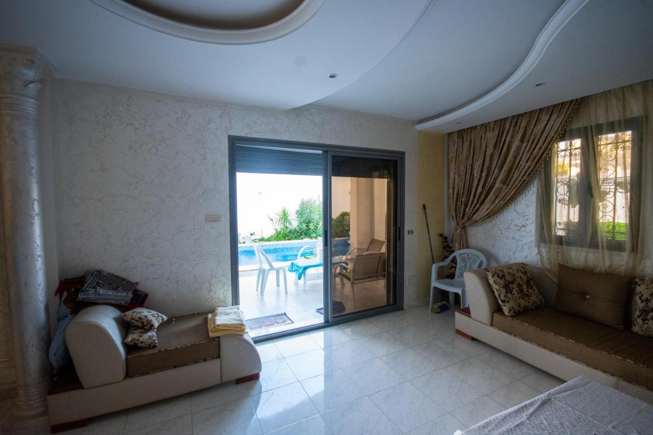 Villa Meublee Avec Piscine Et Abri De Voiture Erriadh Exteriör bild