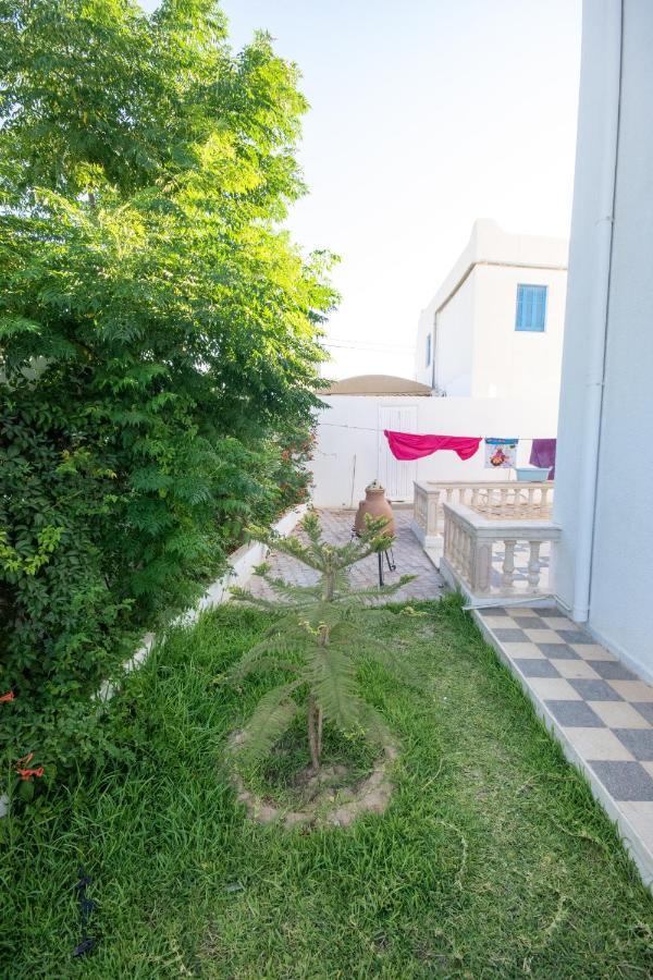 Villa Meublee Avec Piscine Et Abri De Voiture Erriadh Exteriör bild